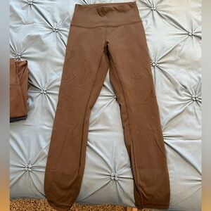 Lululemon by OTF wunder unders.